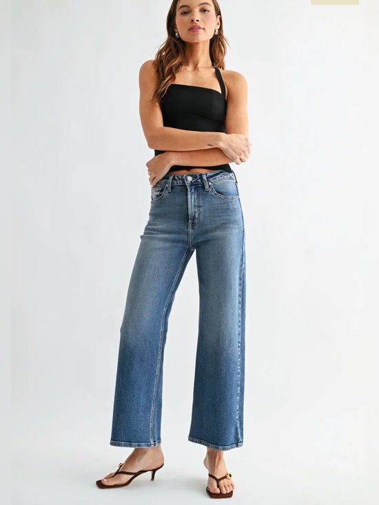 Just Black Denim - Just Black Denim High Rise Wide Leg in Mid Blue size 25